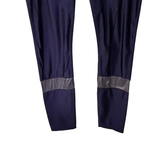 Fabletics Leggings Navy Size Large Reflective Mid Rise Stretch Gym Yoga - Picture 3 of 9